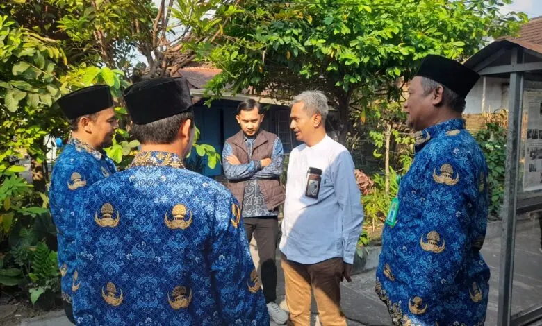 Kegiatan verifikasi Program Kota Wakaf di lingkungan pondok pesantren.