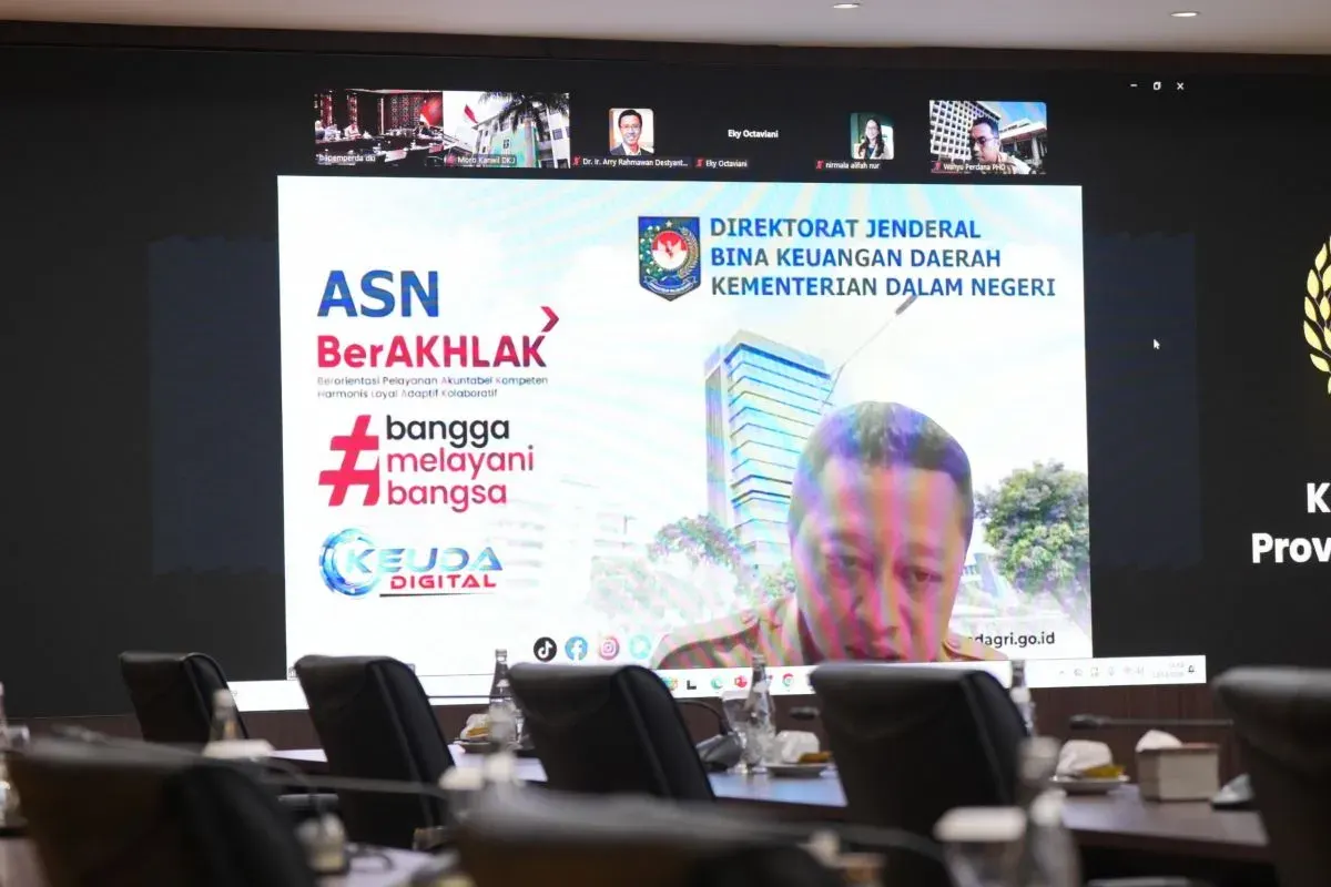Perwakilan Direktorat BUMD Direktorat Jenderal Bina Keuangan Daerah Kementerian Dalam Negeri Bambang Ardianto.